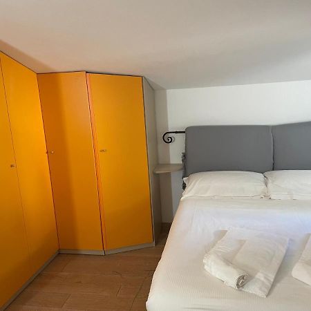 Confortevole Camera Matrimoniale A 500 Mt Dal Mare Marina Di Carrara Exterior foto